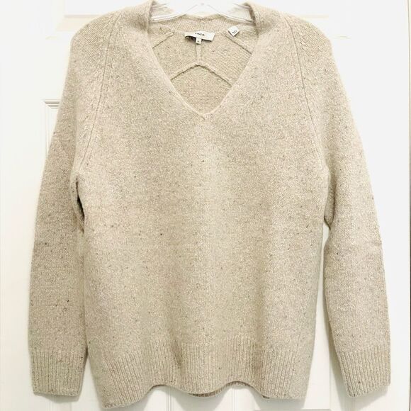 Vince Sweaters - VINCE Panel Back Cashmere V-Neck Sweater - Buttermilk - Sz XS